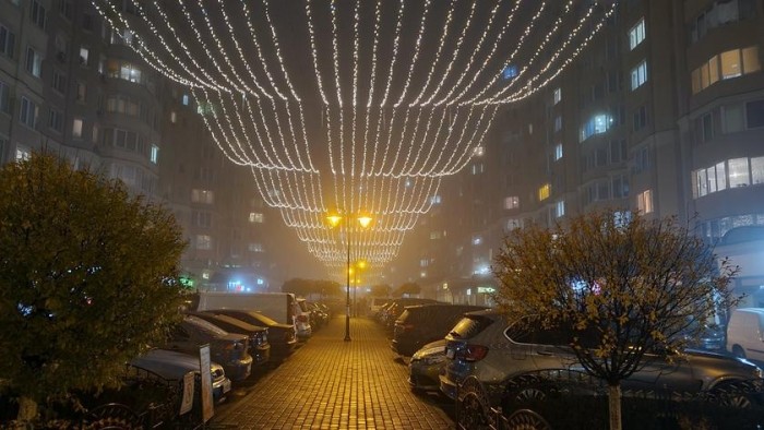 Дневник Samsung Galaxy S20 FE: съемка ночью — не проблема (примеры снимков)
					 
						Дневник Samsung Galaxy S20 FE: съемка ночью — не проблема (примеры снимков)