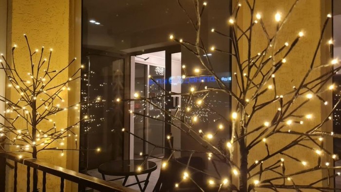 Дневник Samsung Galaxy S20 FE: съемка ночью — не проблема (примеры снимков)
					 
						Дневник Samsung Galaxy S20 FE: съемка ночью — не проблема (примеры снимков)