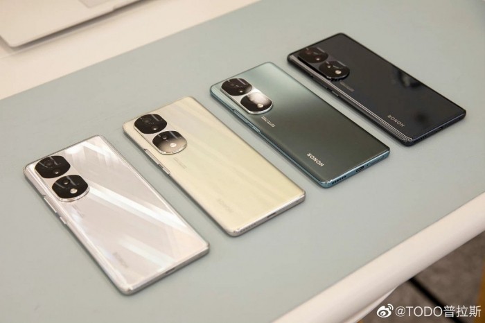 Промо-изображения Honor 70 и его отличия от Honor 70 Pro Промо-изображения Honor 70 и его отличия от Honor 70 Pro